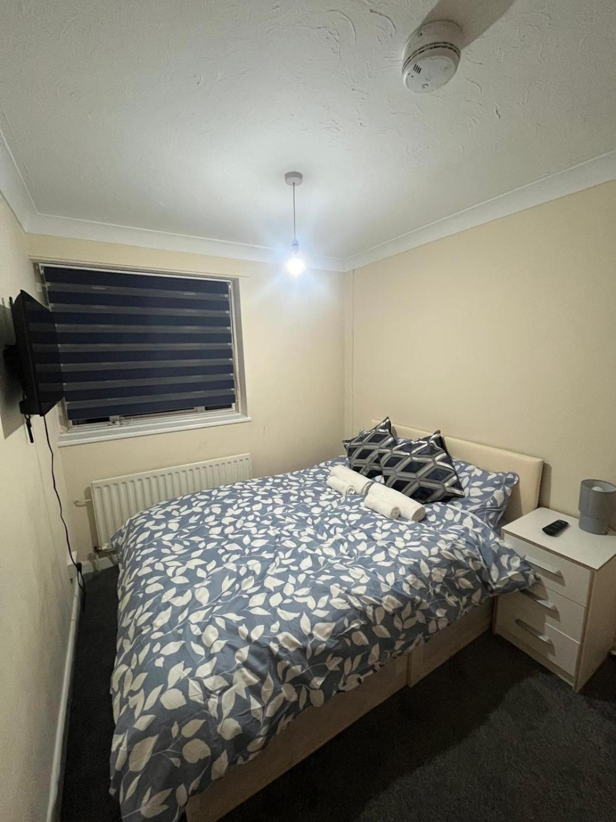 Barnfield Rooms تْشيلمِسفورد المظهر الخارجي الصورة